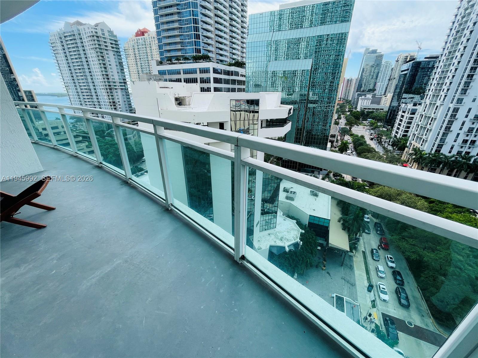 THE PLAZA 901 BRICKELL CO - Residential