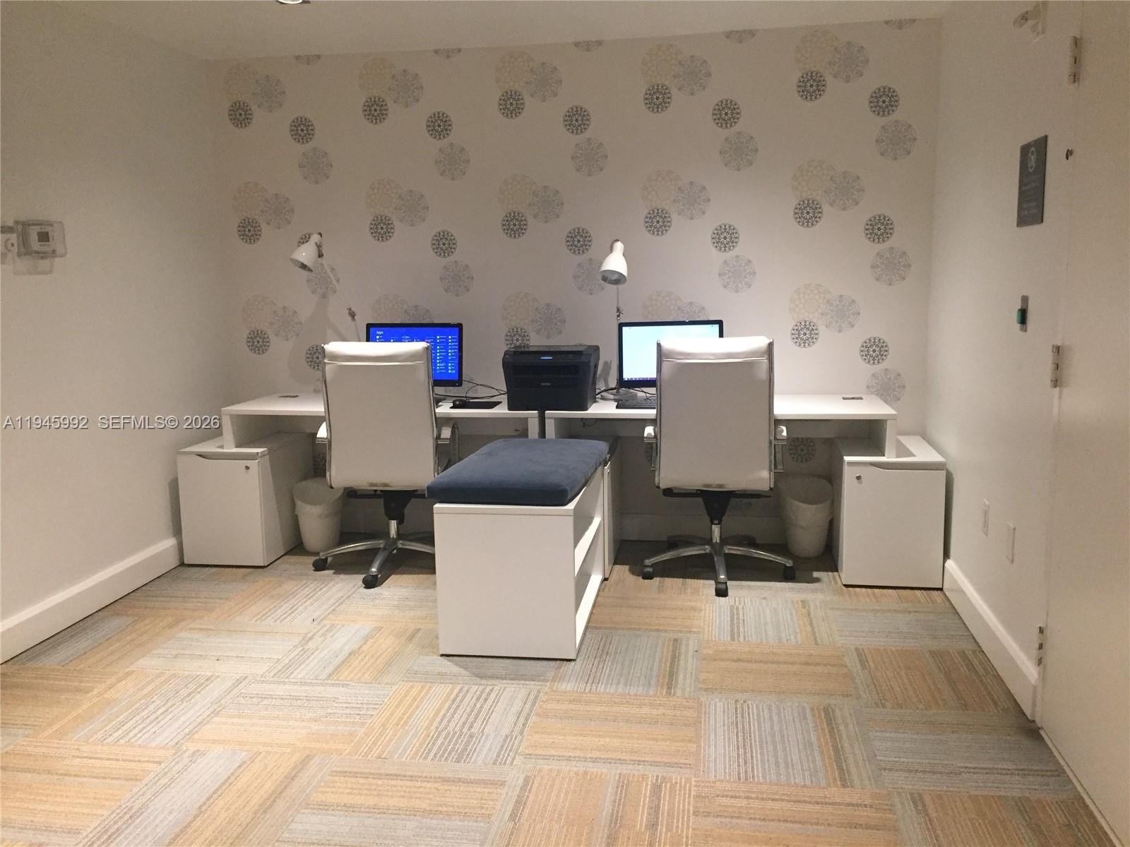 THE PLAZA 901 BRICKELL CO - Residential