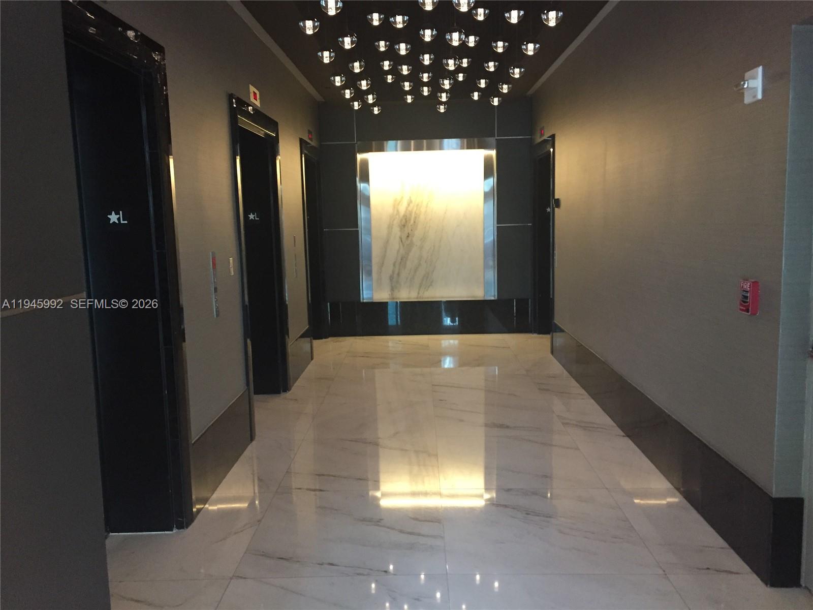 THE PLAZA 901 BRICKELL CO - Residential