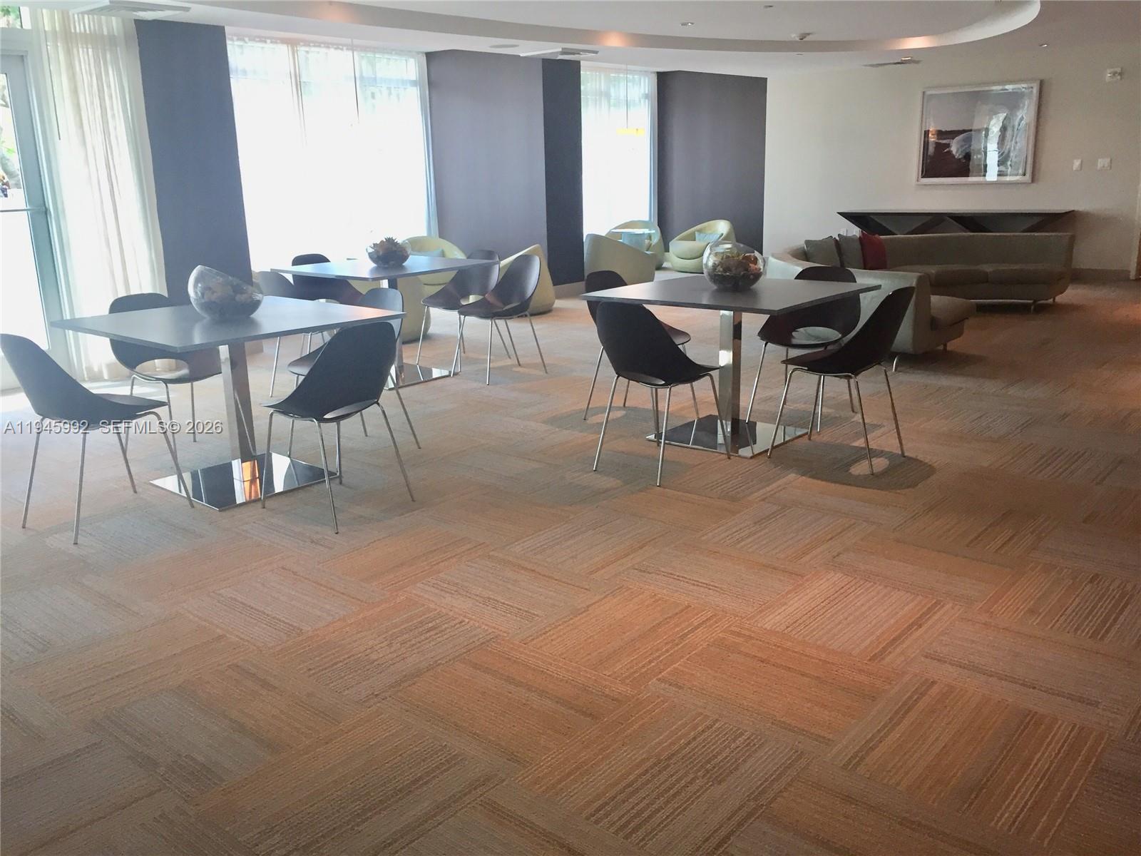 THE PLAZA 901 BRICKELL CO - Residential