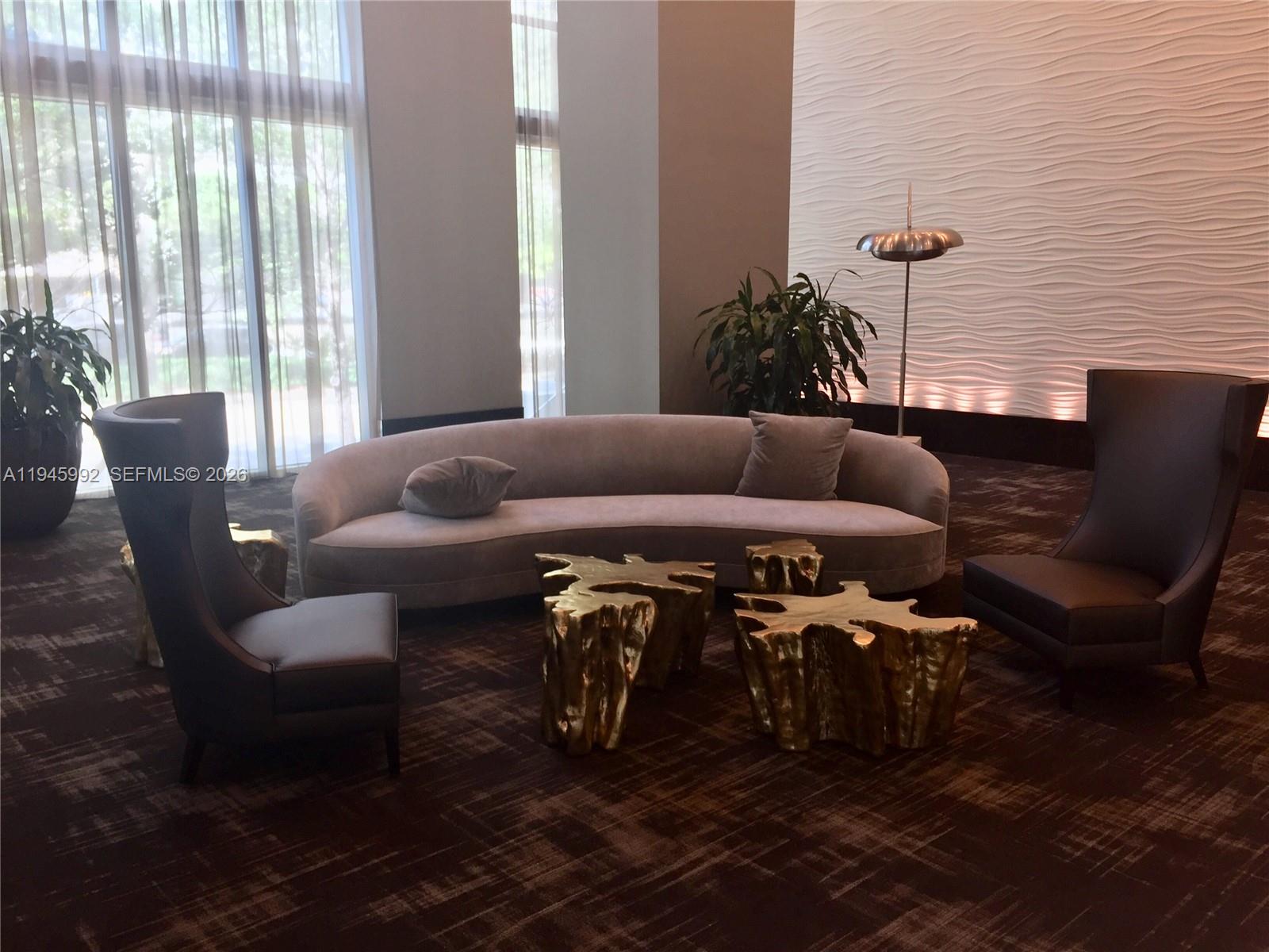 THE PLAZA 901 BRICKELL CO - Residential