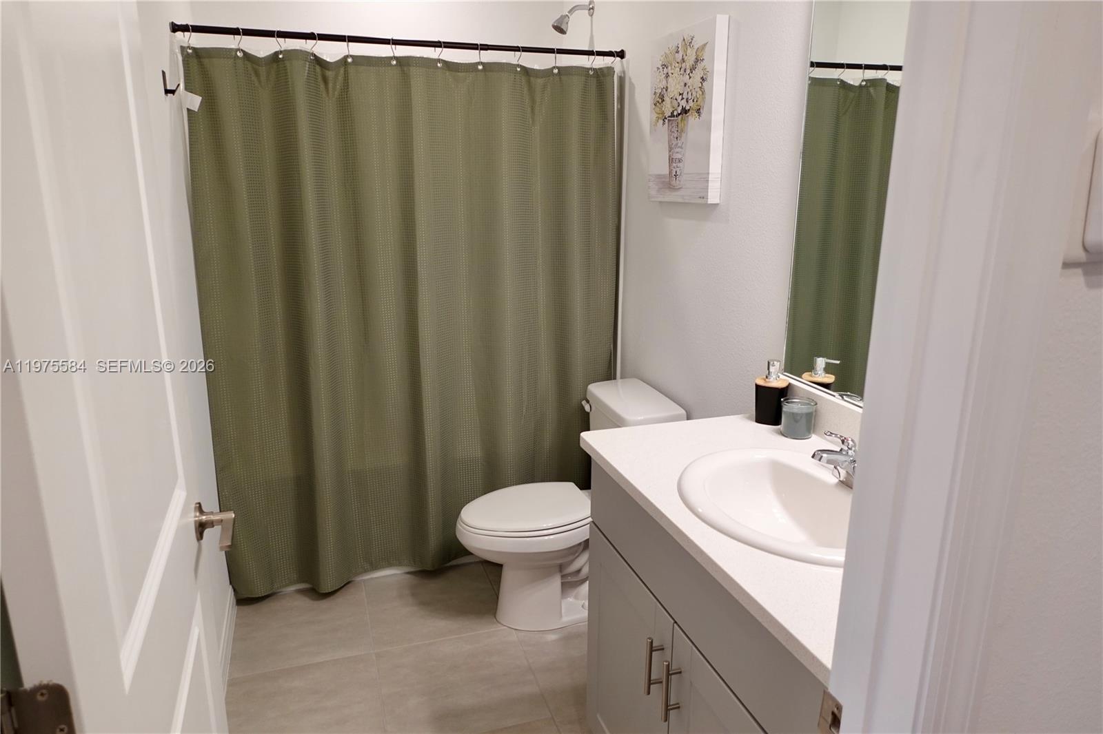 THE TOWNHOMES AT BELLALAGO - Residential