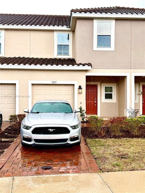 Photo of 1317 Anchor Bend Way, Kissimmee, FL 34746 (MLS # A11975584)