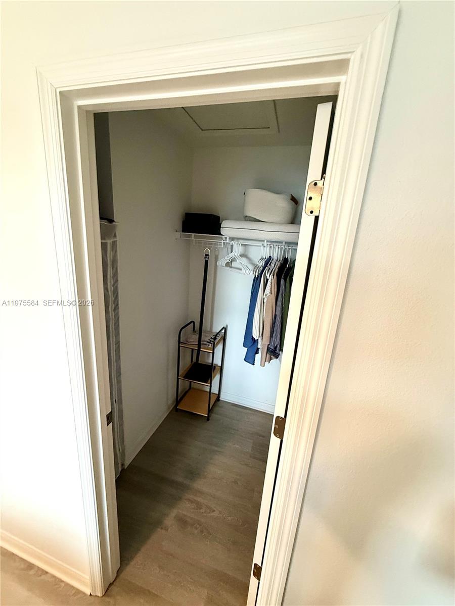 THE TOWNHOMES AT BELLALAGO - Residential