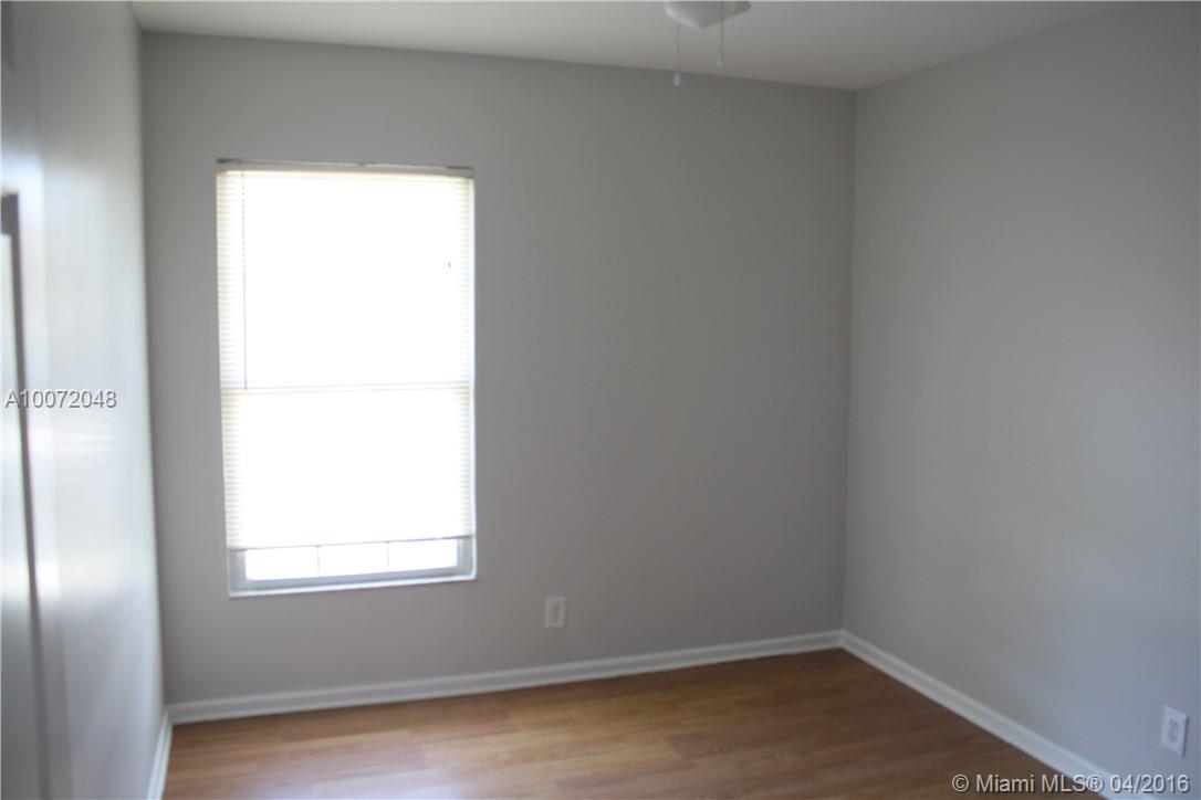 North Lauderdale Village - Residential Lease