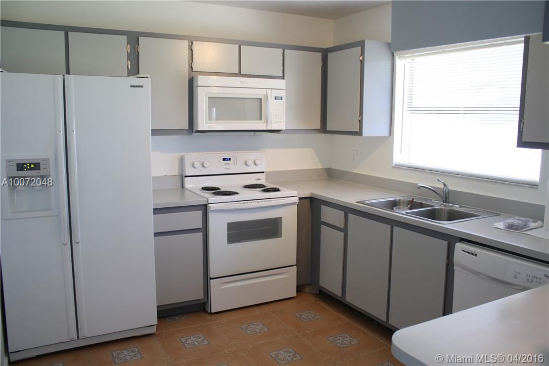 North Lauderdale Village - Residential Lease
