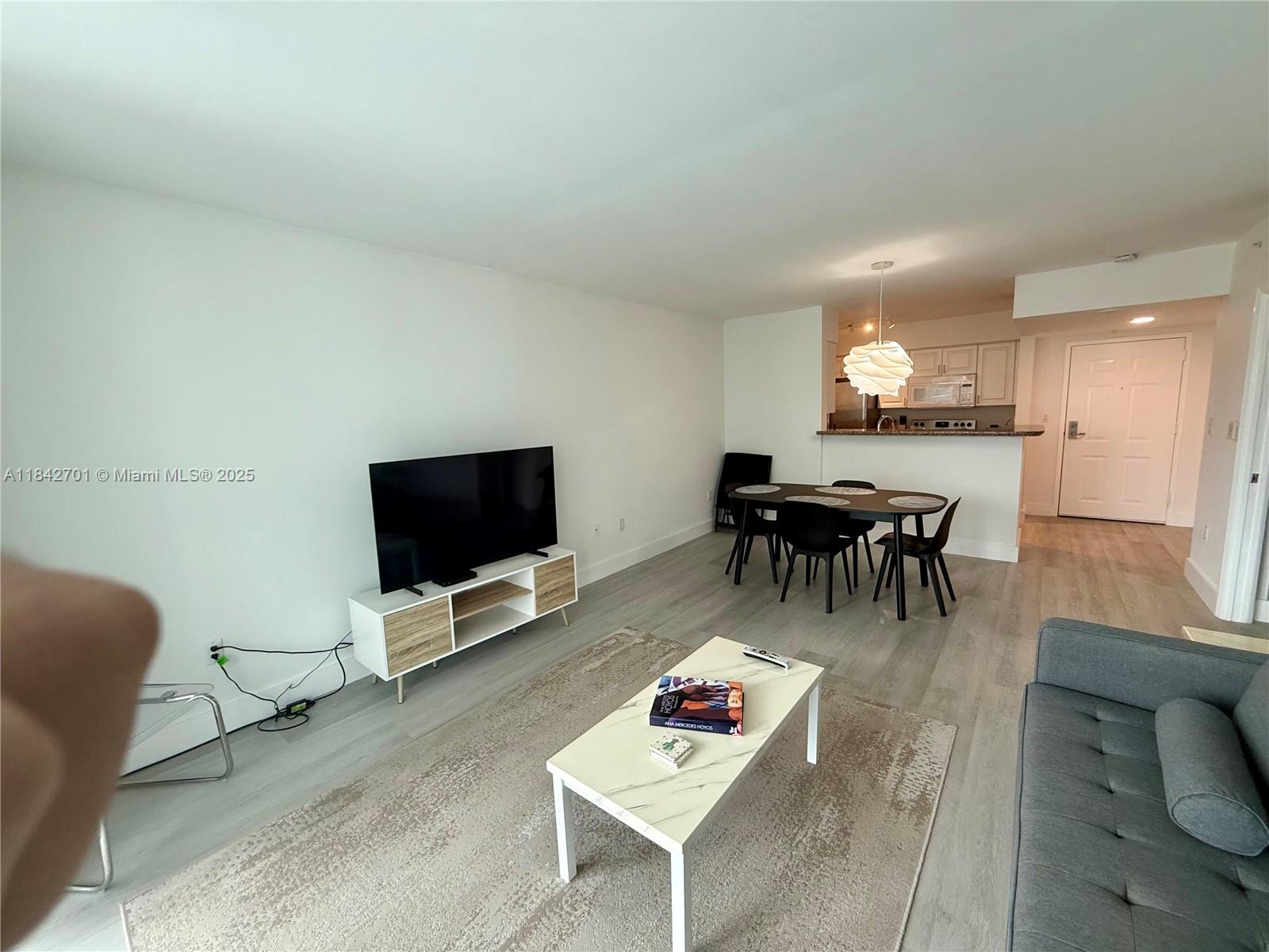1155 Brickell Bay Dr 906