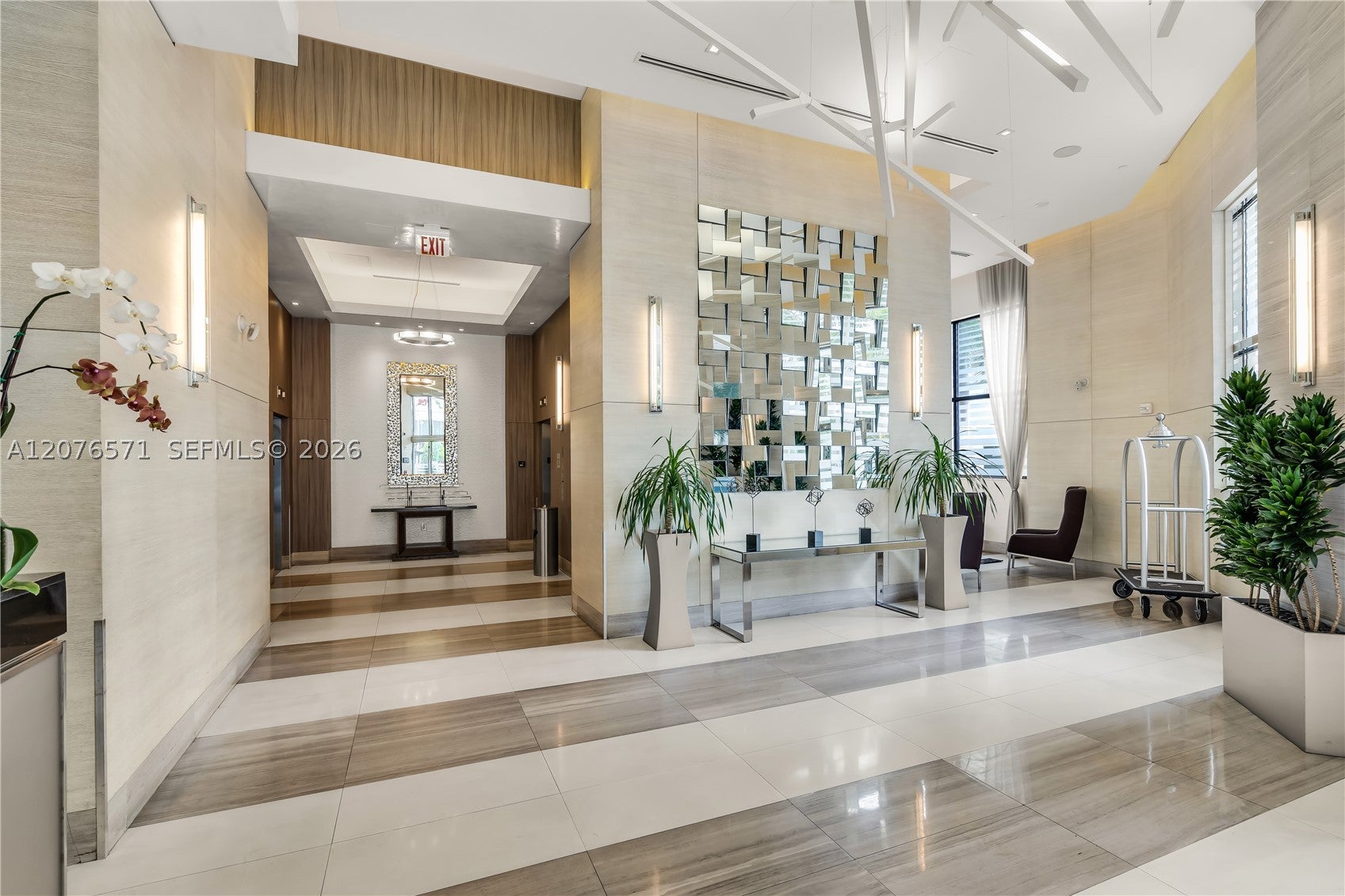 999 SW 1st Ave 1114