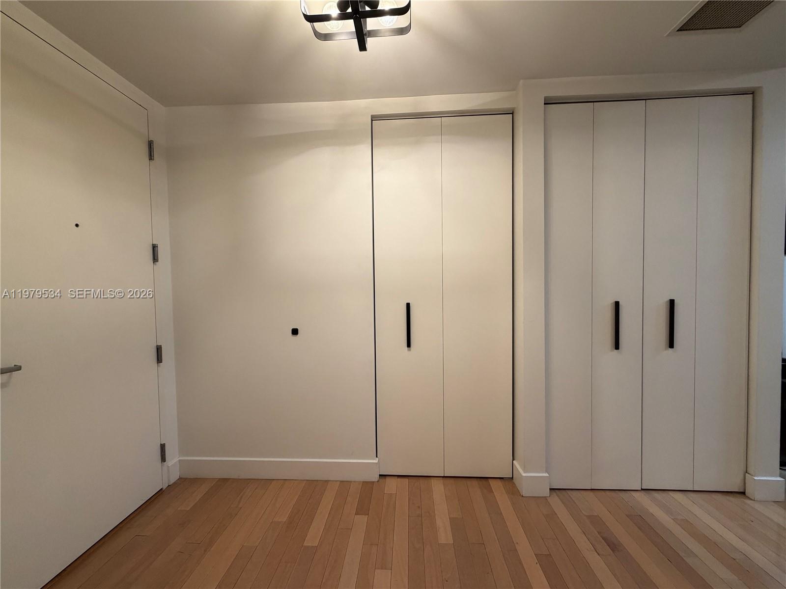 150 E Robinson St 205