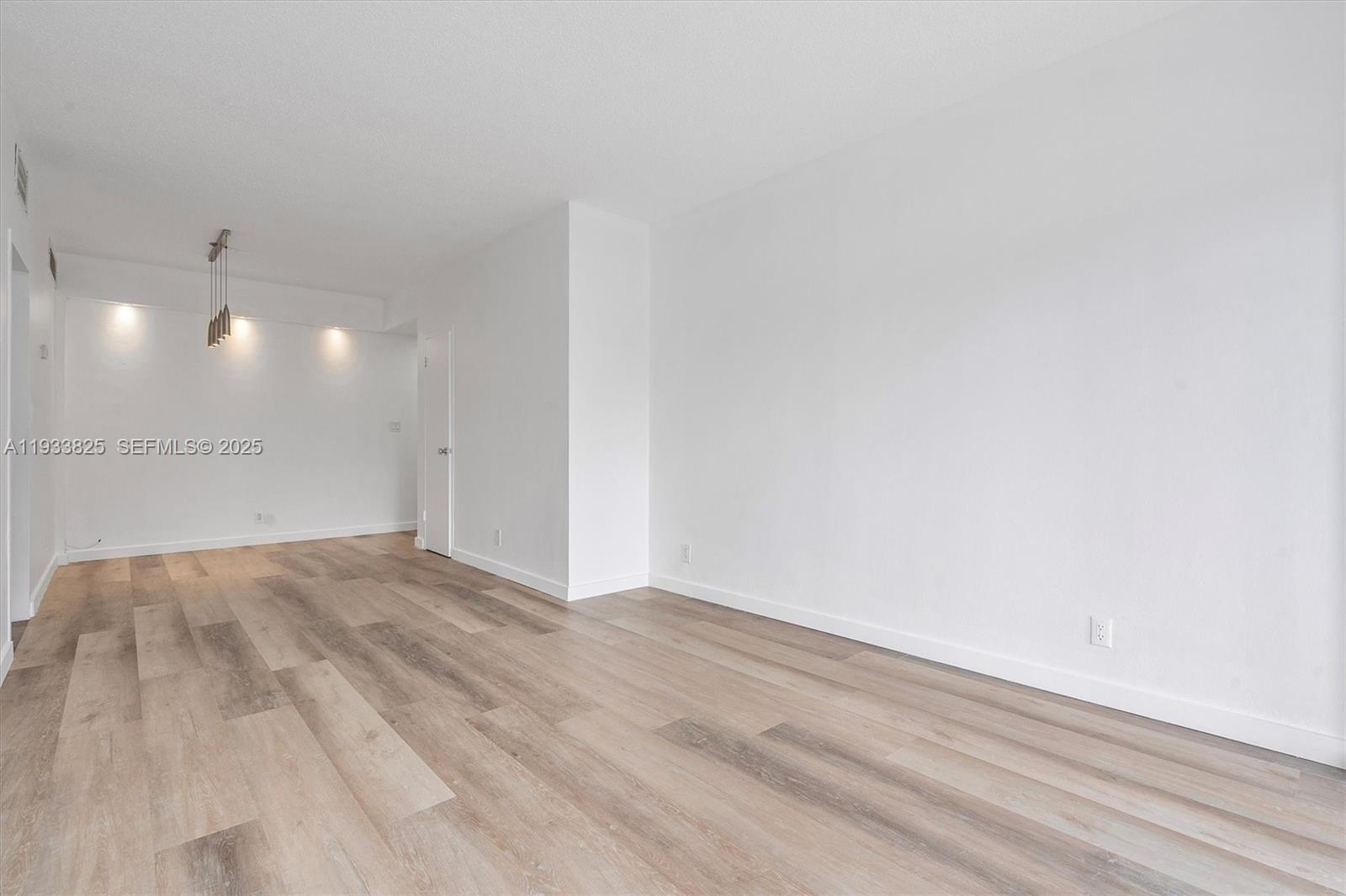 CLIPPER CONDO NO 1 - Residential