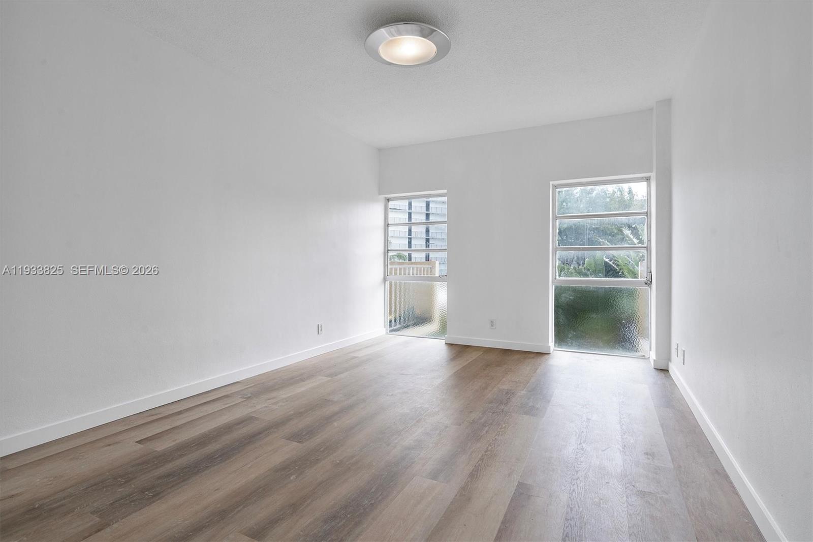 CLIPPER CONDO NO 1 - Residential