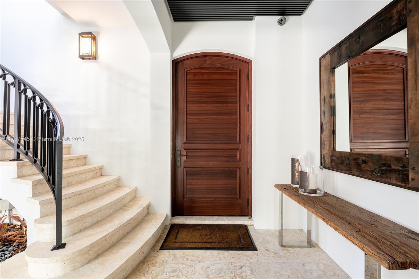 ALTOS DEL MAR NO 1 - Residential