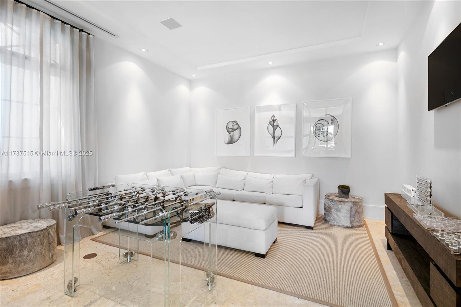 ALTOS DEL MAR NO 1 - Residential