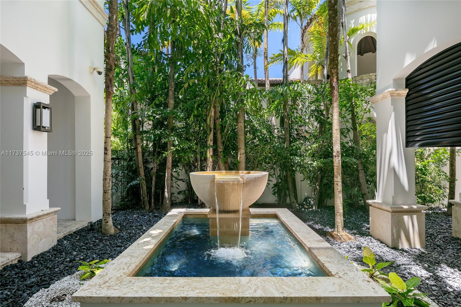 ALTOS DEL MAR NO 1 - Residential