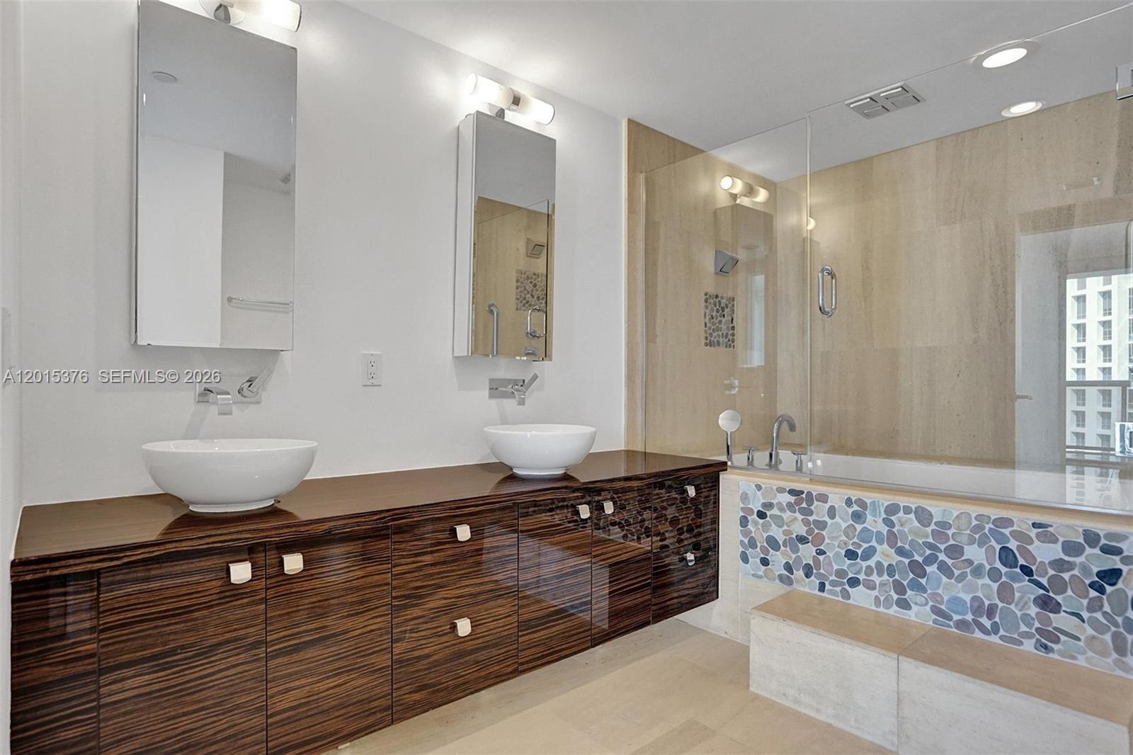 MEI CONDO - Residential Lease