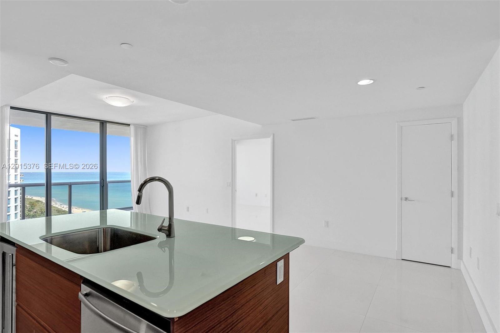 MEI CONDO - Residential Lease