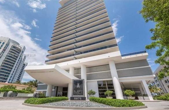5875 Collins Ave 1803