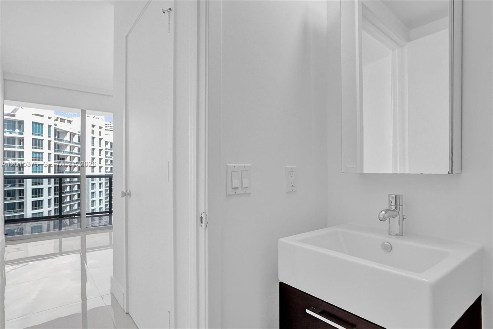 MEI CONDO - Residential Lease