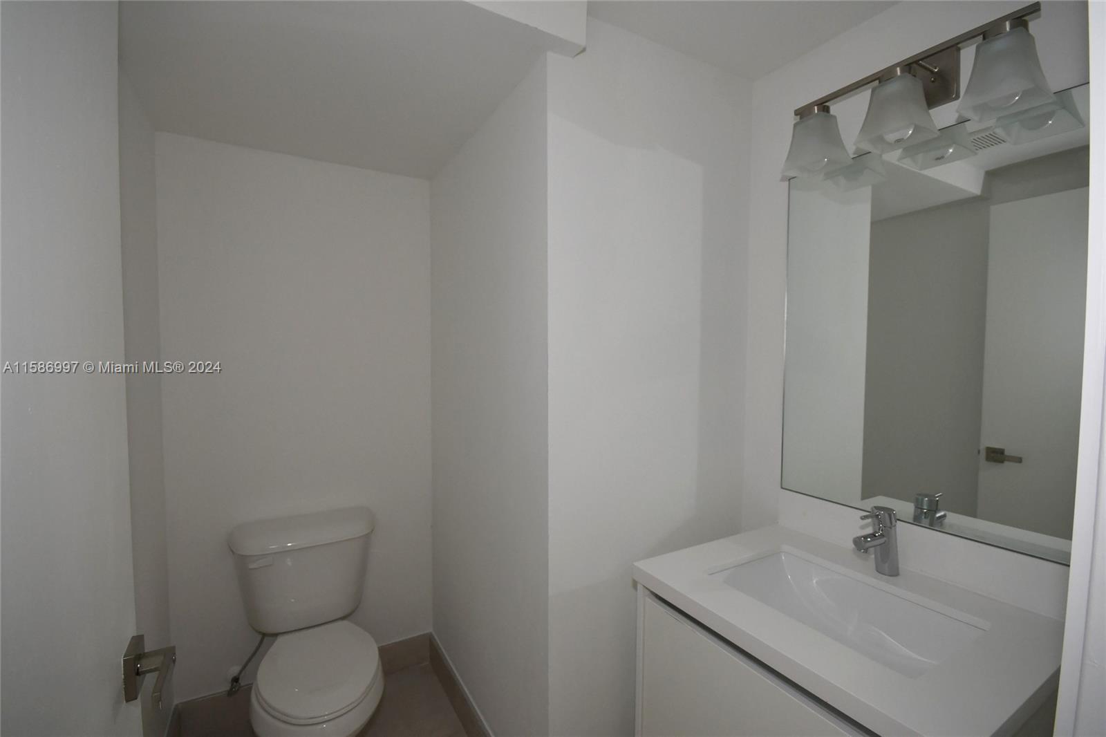 DORAL PALMS NORTH - Residential Lease