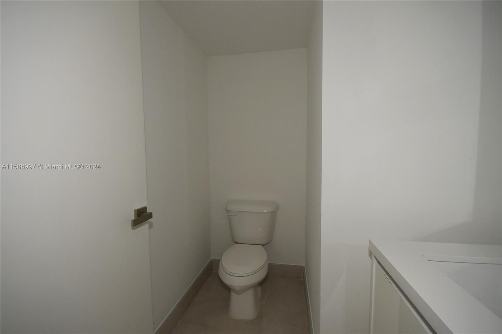 DORAL PALMS NORTH - Residential Lease