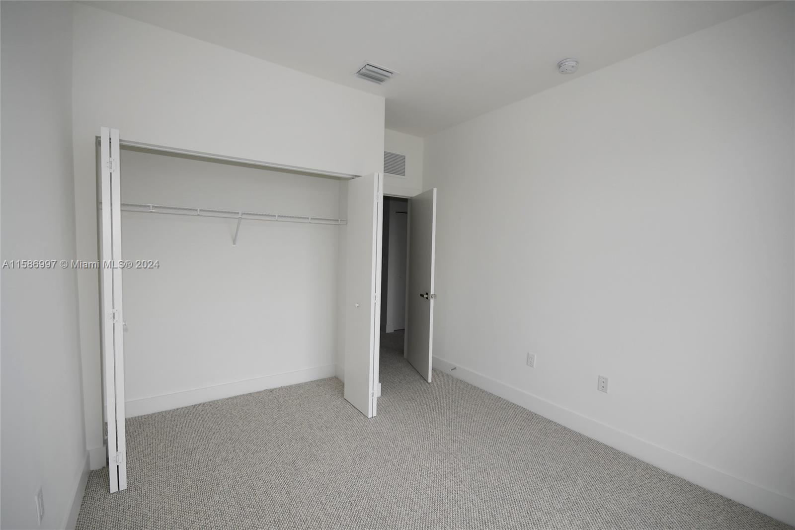DORAL PALMS NORTH - Residential Lease