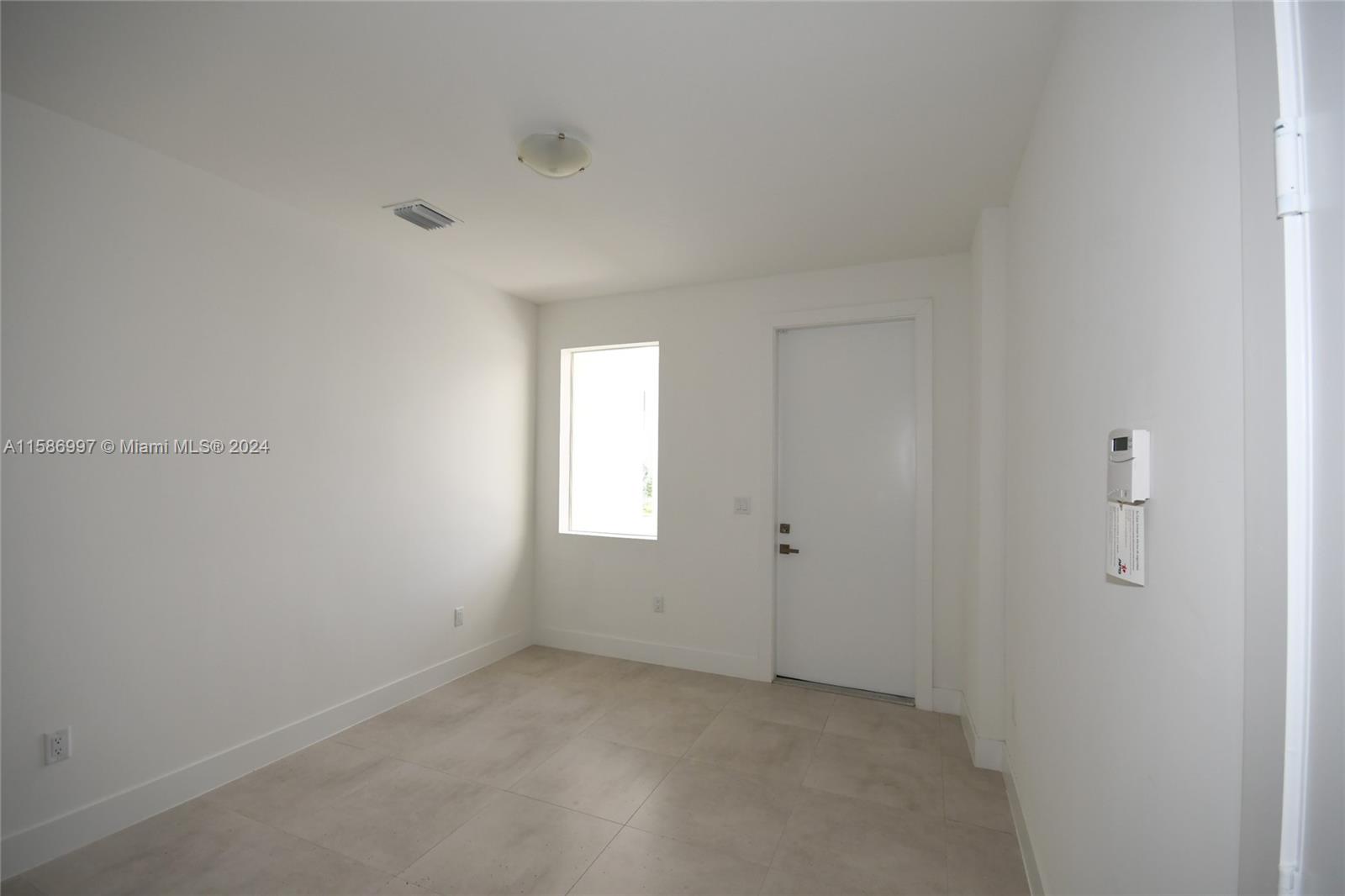 DORAL PALMS NORTH - Residential Lease