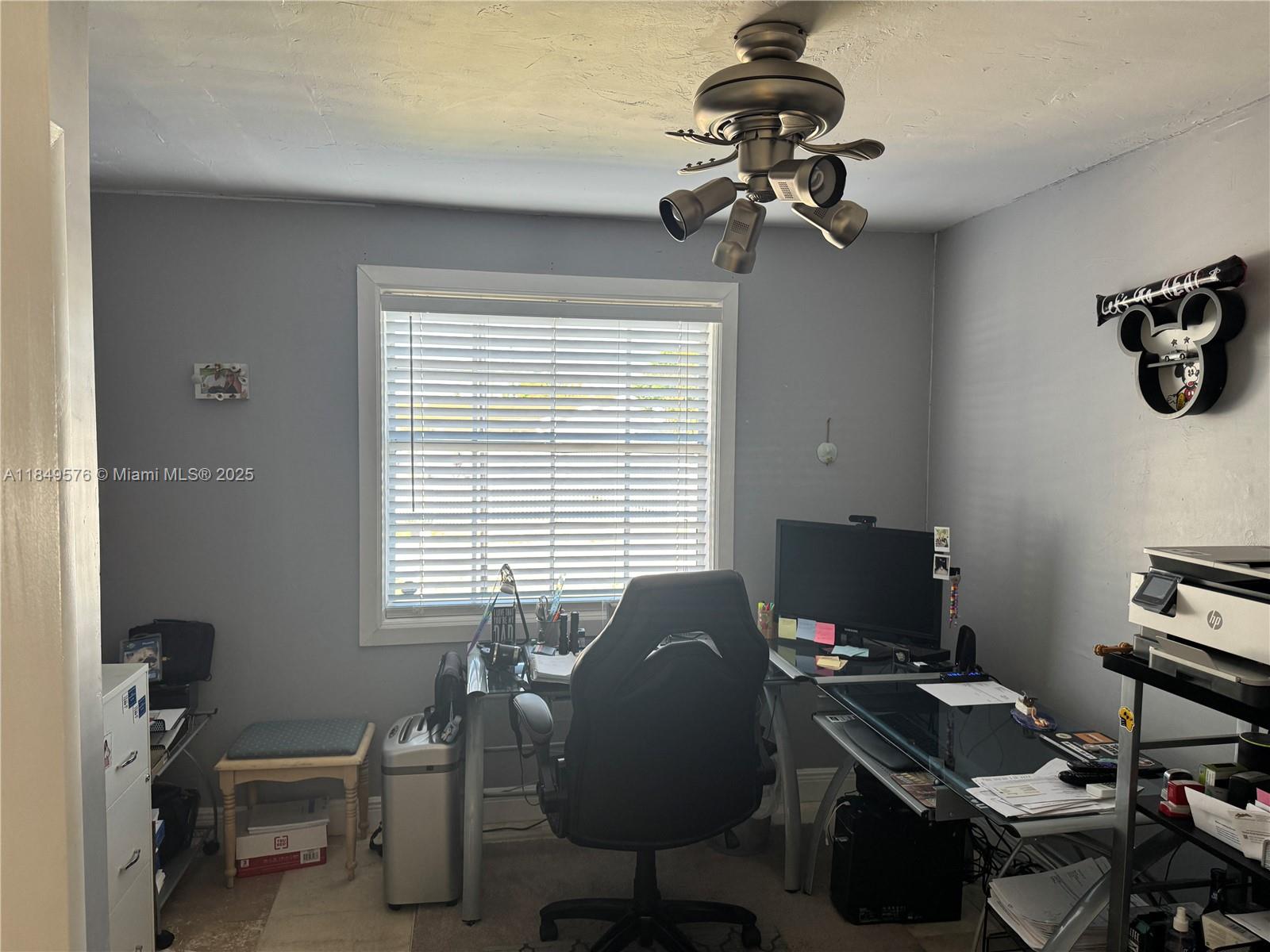 CUTLER RIDGE MANOR ESTATE - Residential