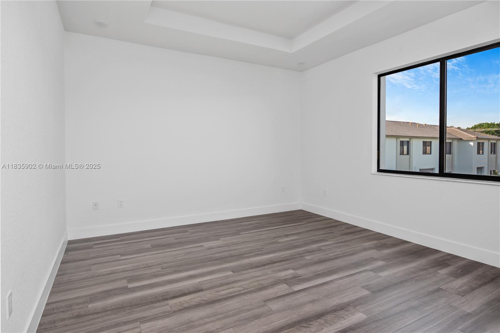 CENTRIS - Residential Lease