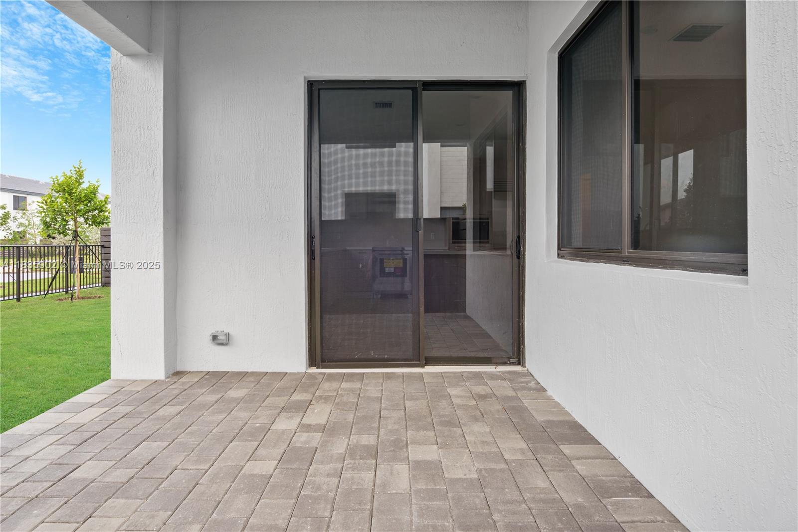 CENTRIS - Residential Lease