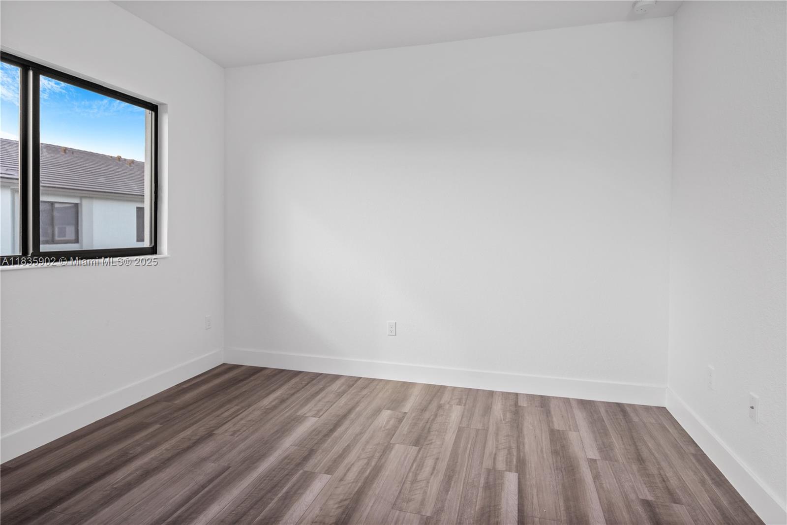 CENTRIS - Residential Lease