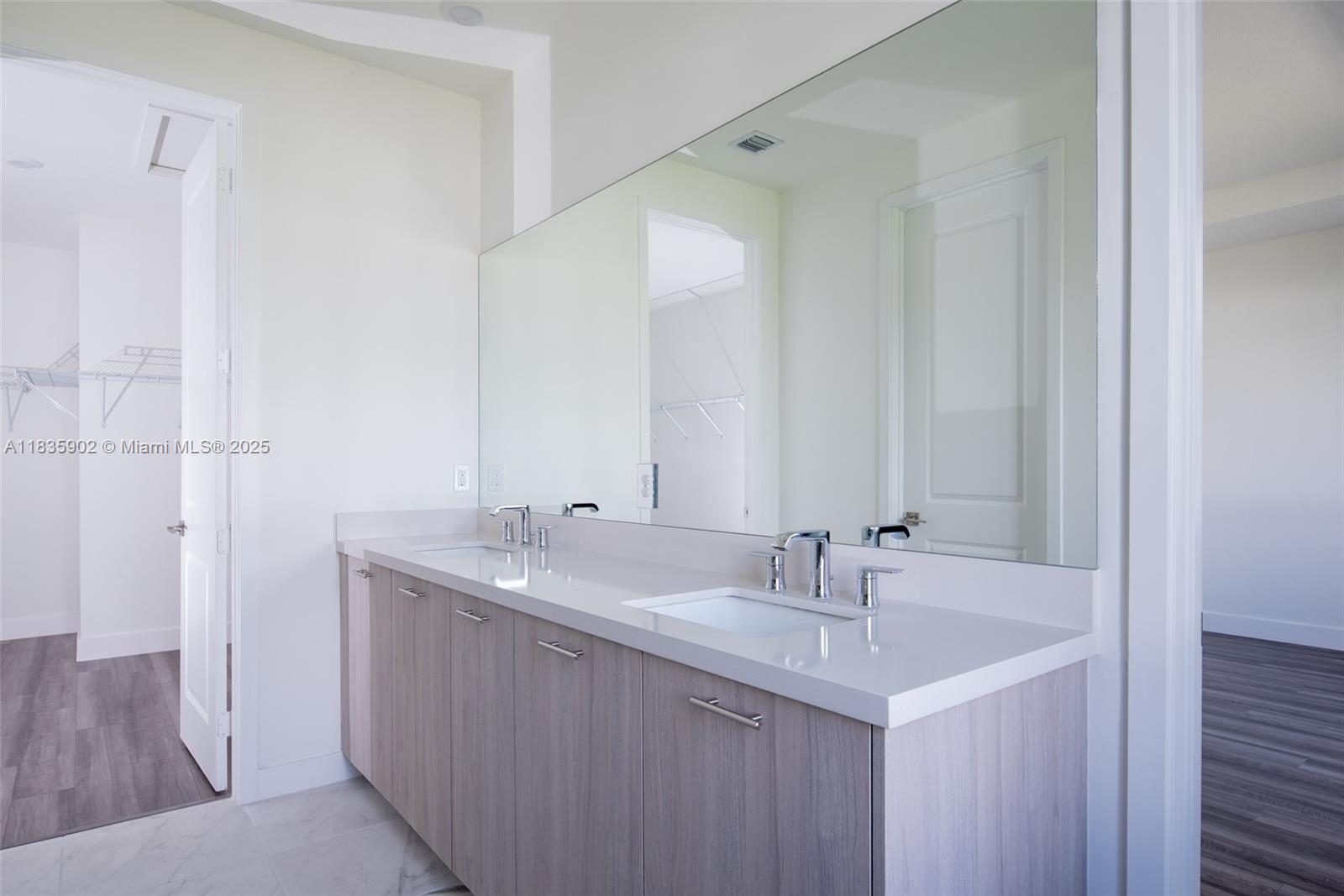 CENTRIS - Residential Lease