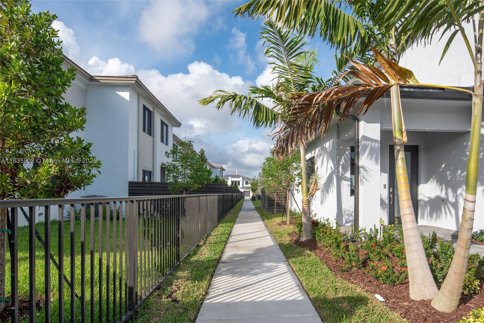 8327 SW 121 Ter