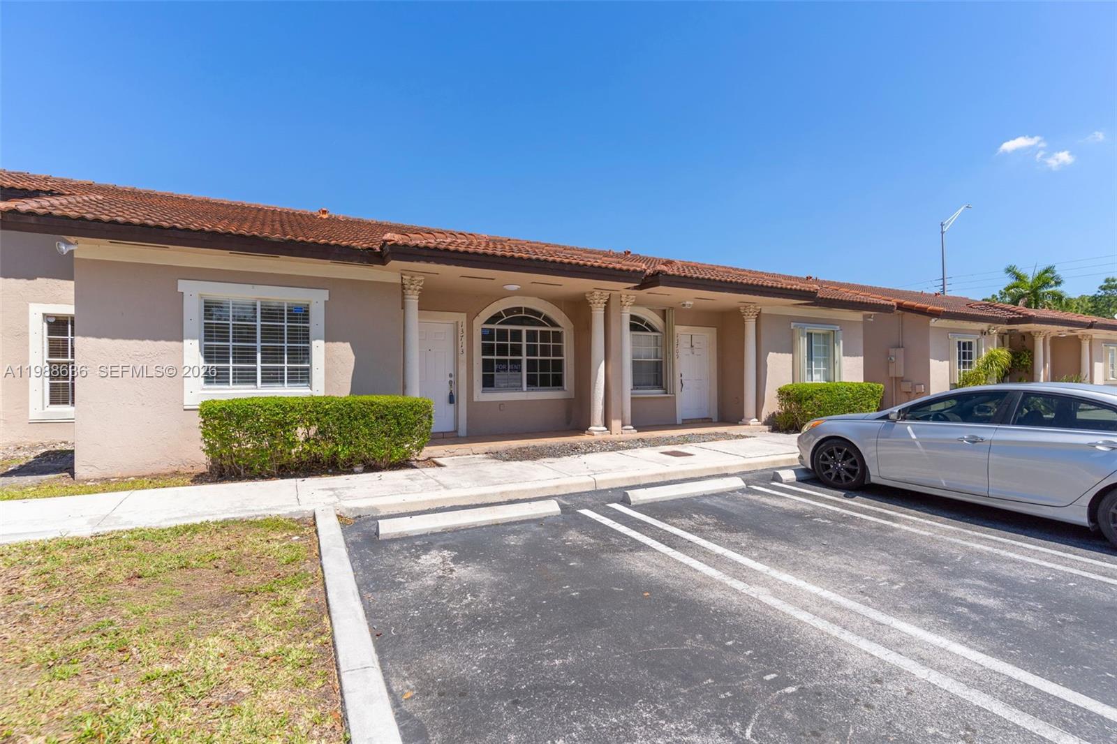 CAZADORES SUB - Residential Lease