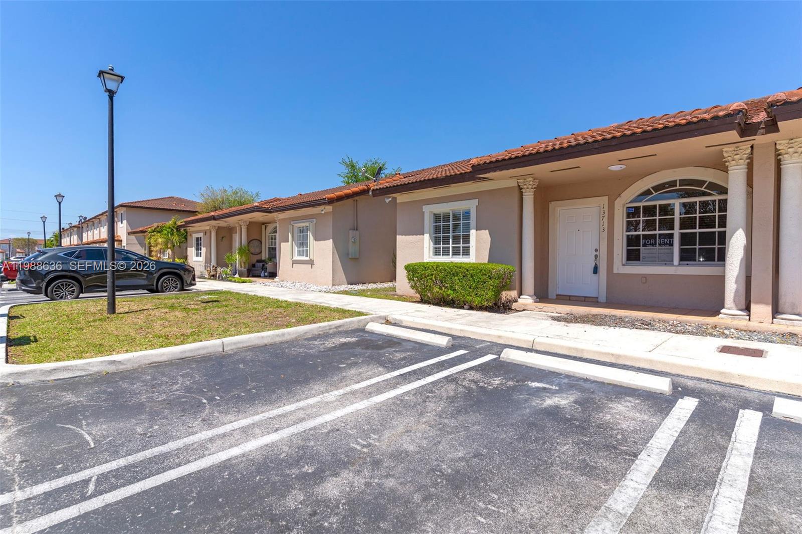 CAZADORES SUB - Residential Lease