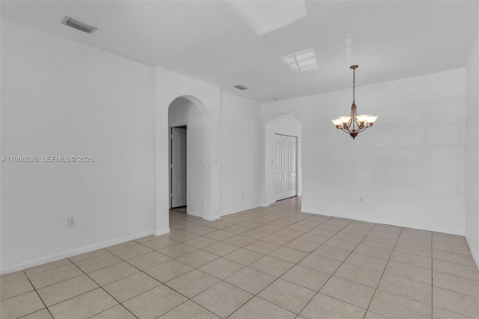 CAZADORES SUB - Residential Lease