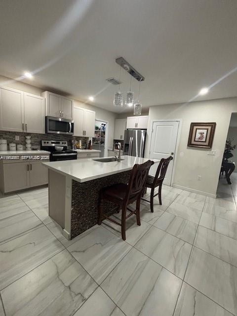 ROYAL HOMES WEST - Residential