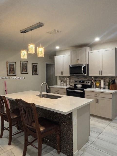 ROYAL HOMES WEST - Residential