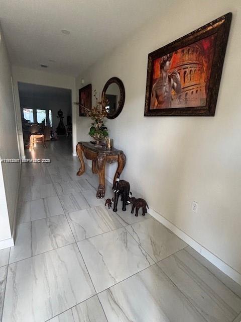 ROYAL HOMES WEST - Residential