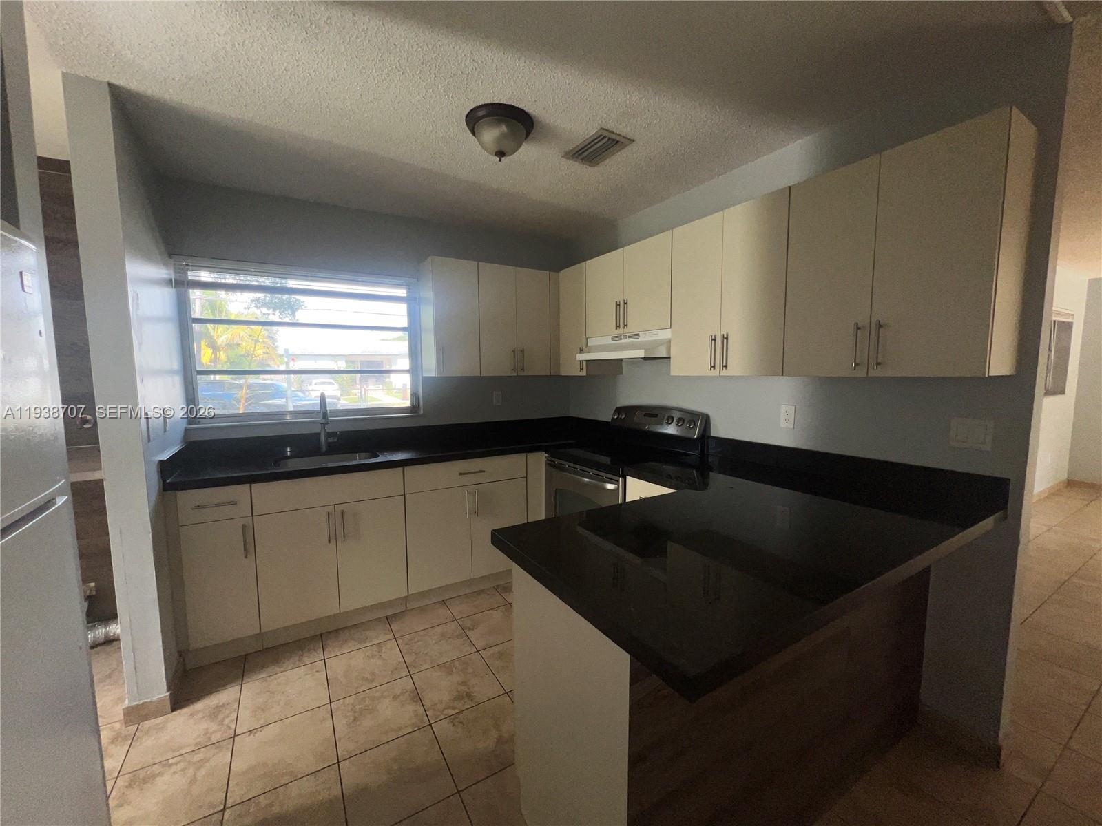 LA PALOMA - Residential