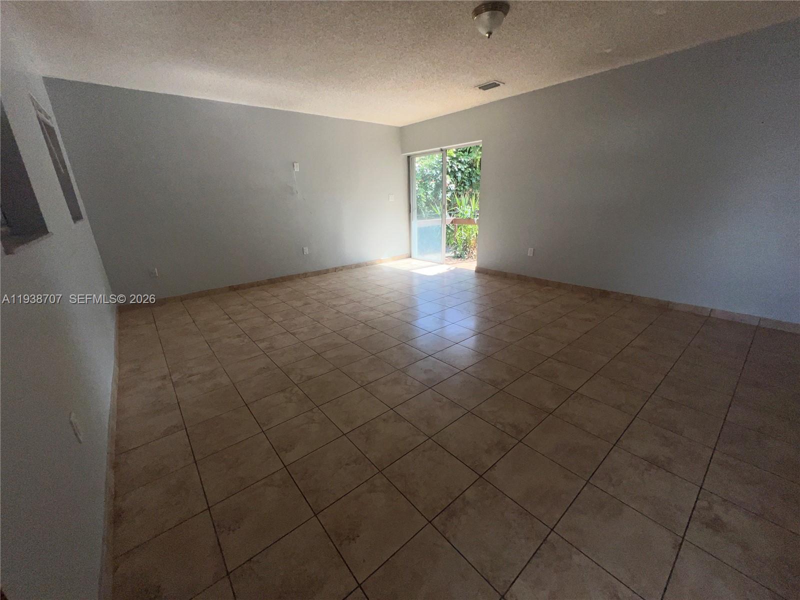 LA PALOMA - Residential