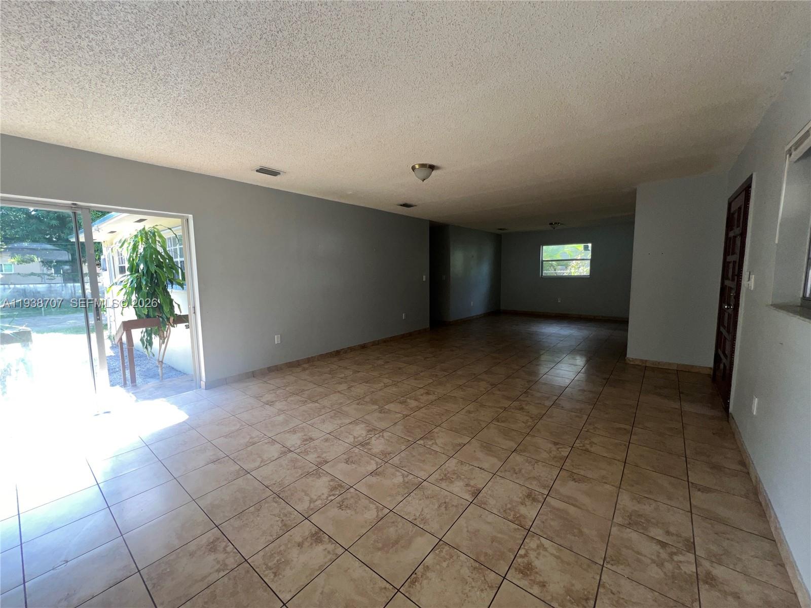 LA PALOMA - Residential