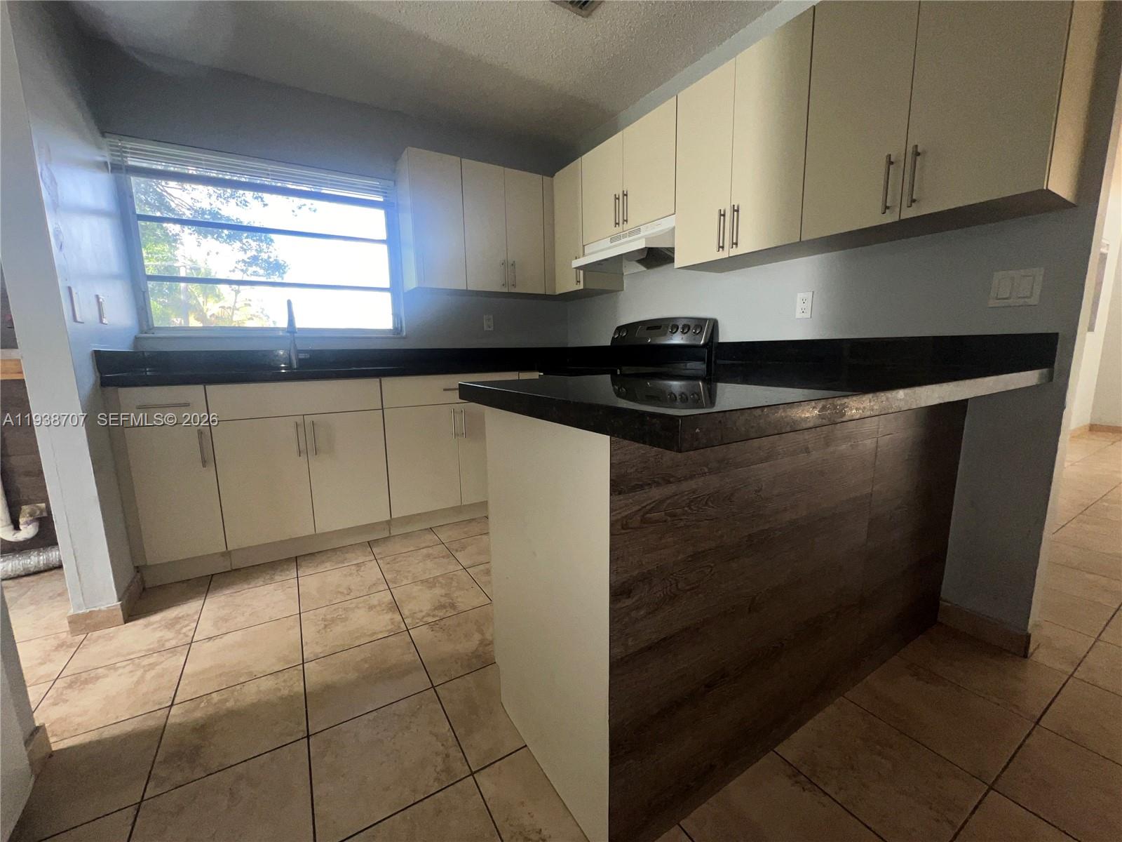 LA PALOMA - Residential