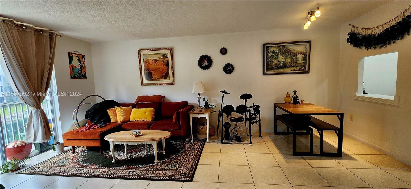 JADE WINDS GRP EASTER LIL - Residential