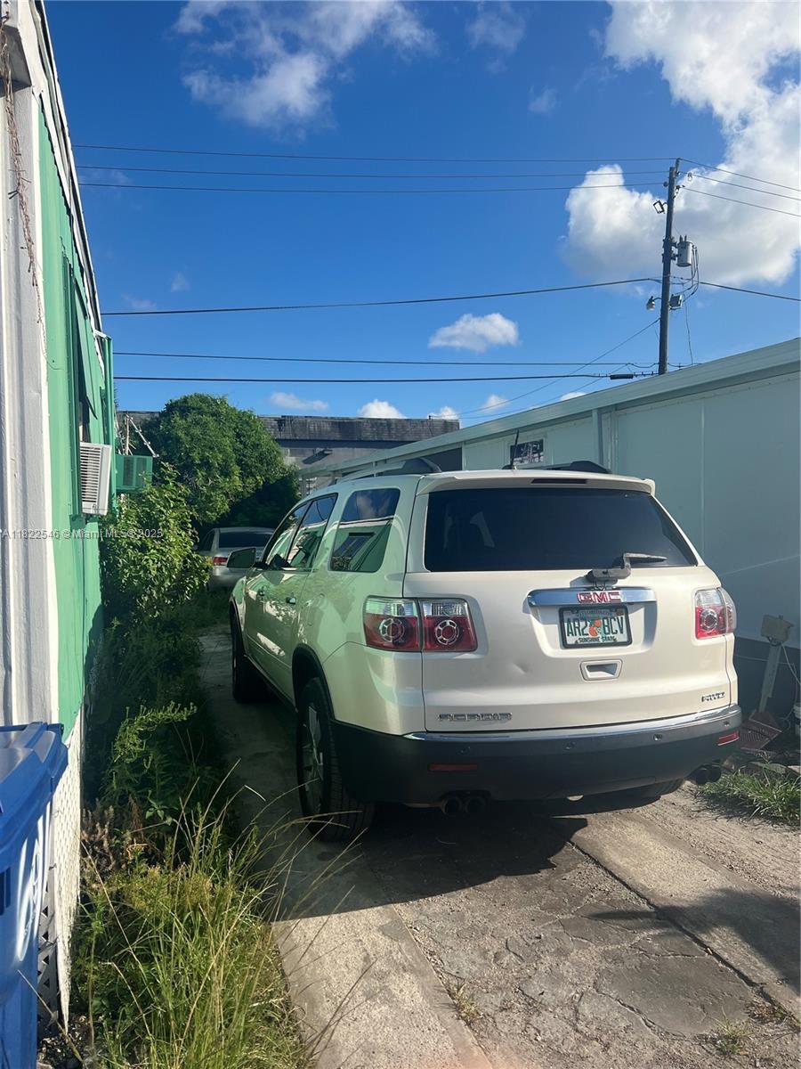 3520 NW 79th St f616