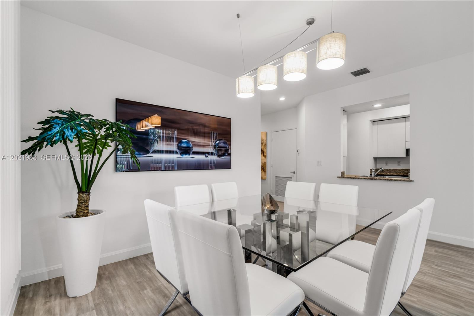 785 Crandon Blvd 106