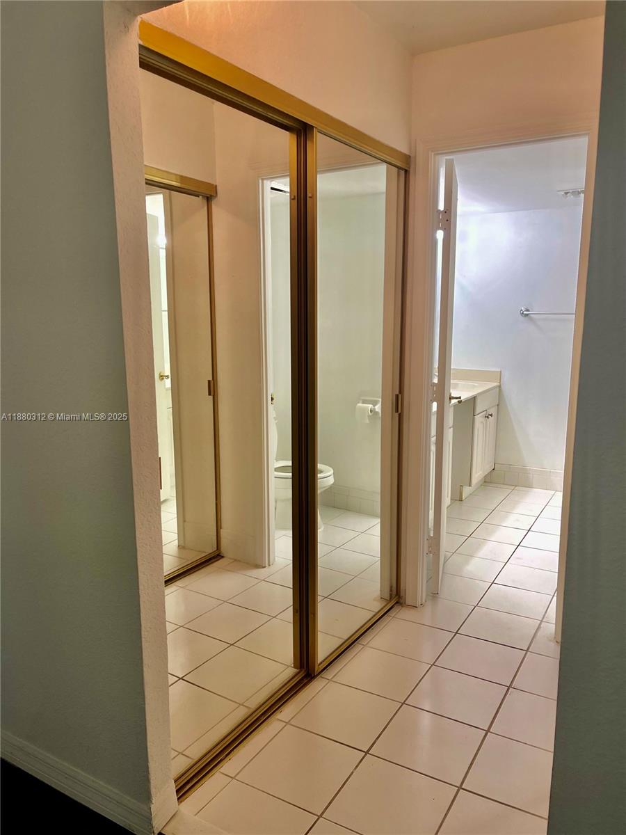 ROYAL PALM AT PLANTATION - Residential