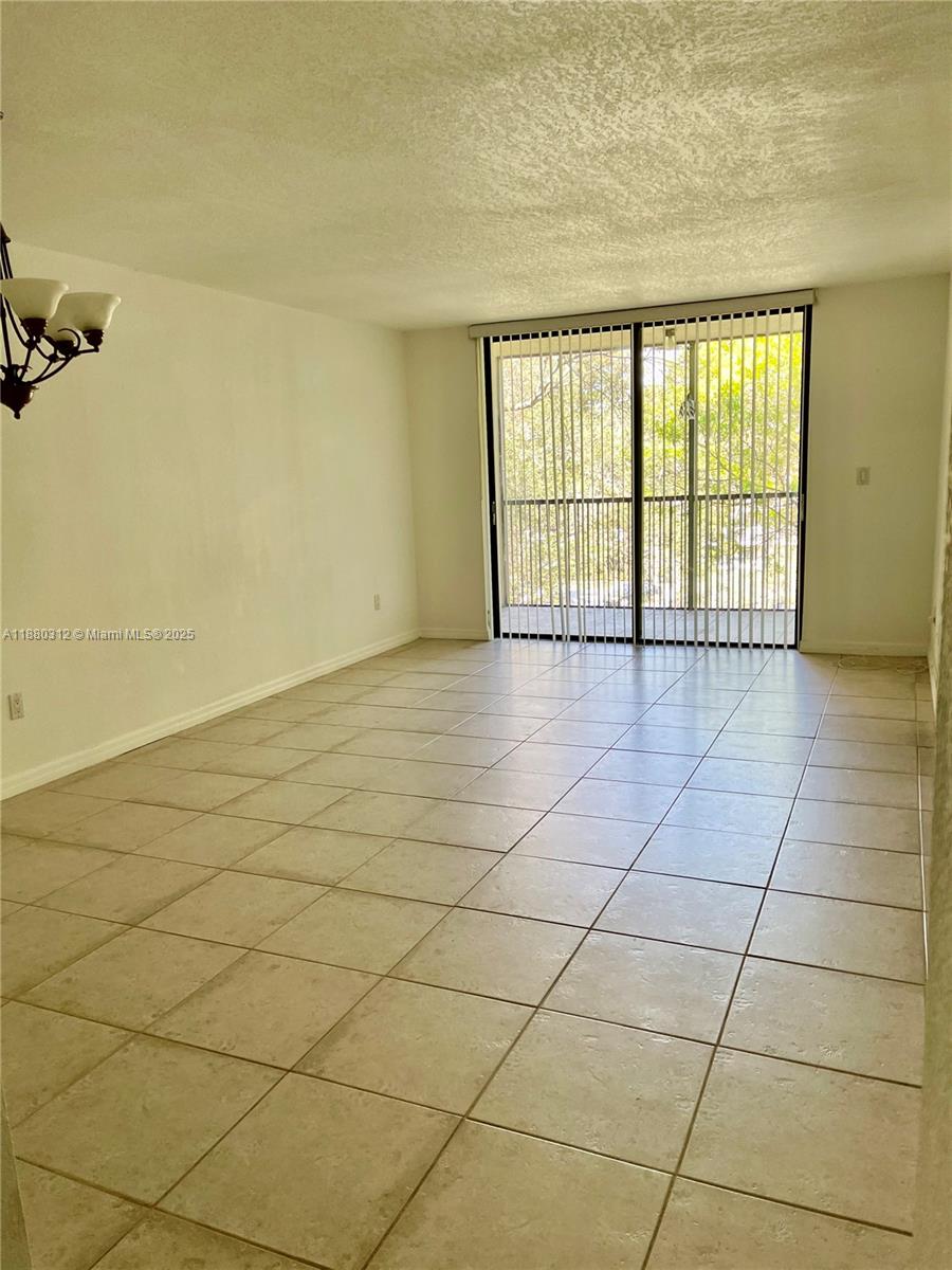 ROYAL PALM AT PLANTATION - Residential