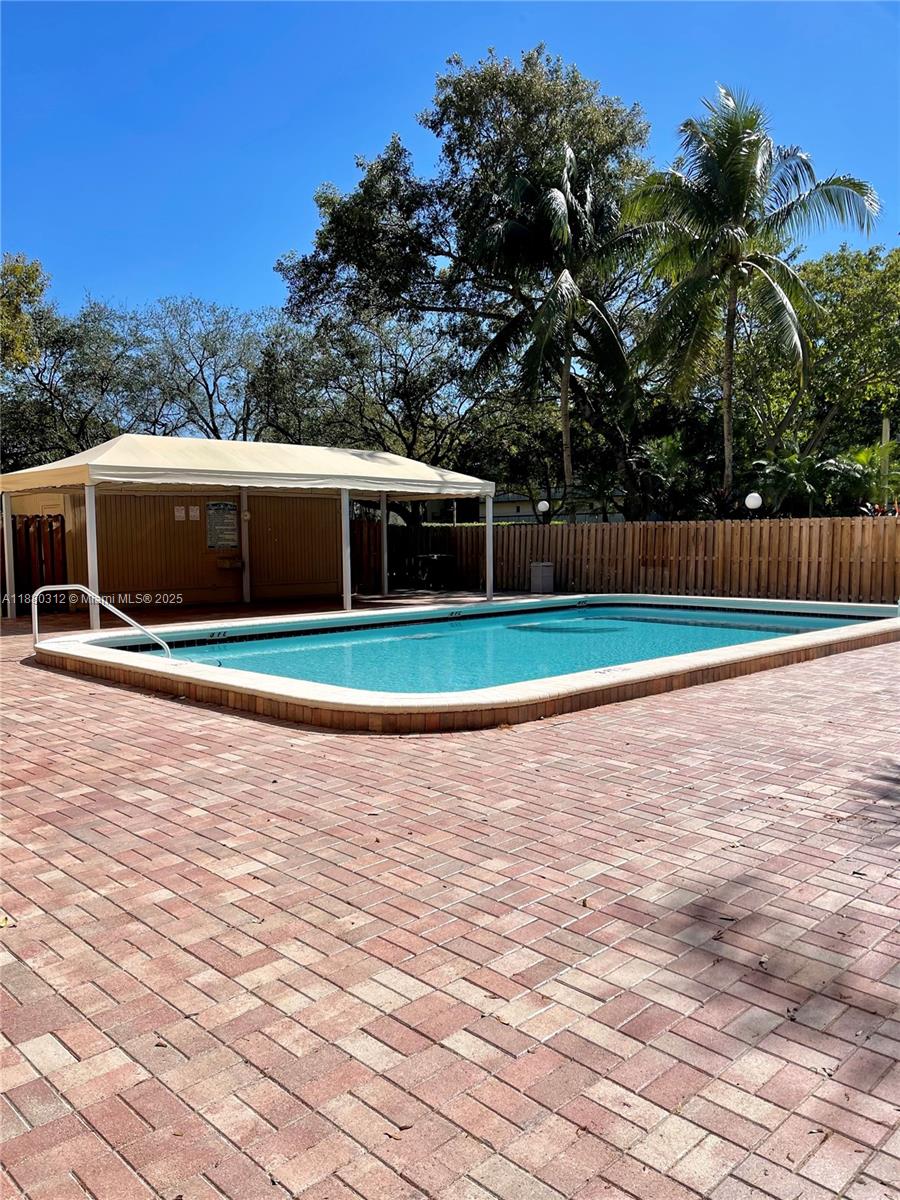 ROYAL PALM AT PLANTATION - Residential