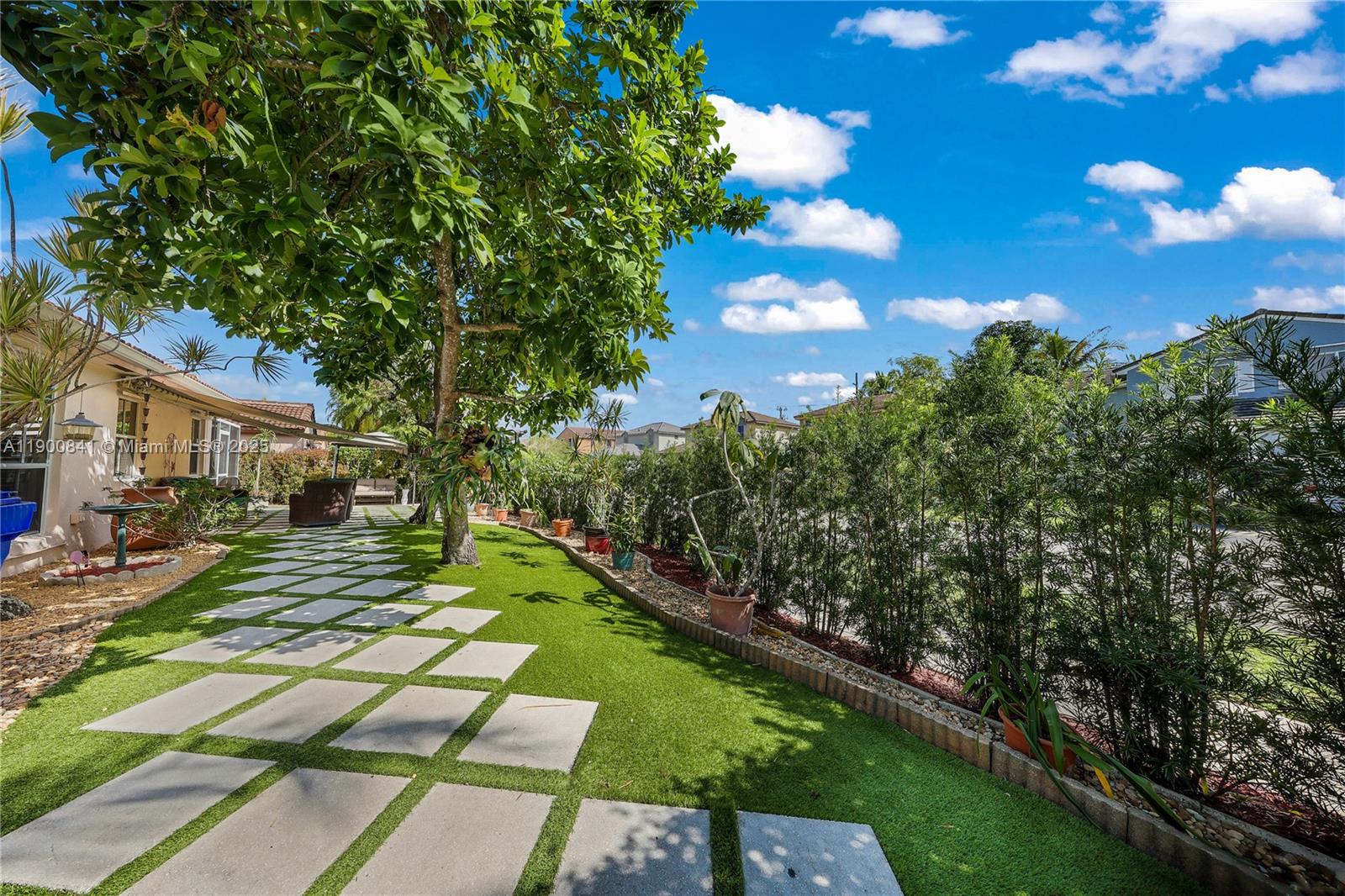 DIMENSIONS NORTH AT CHAPE - Residential