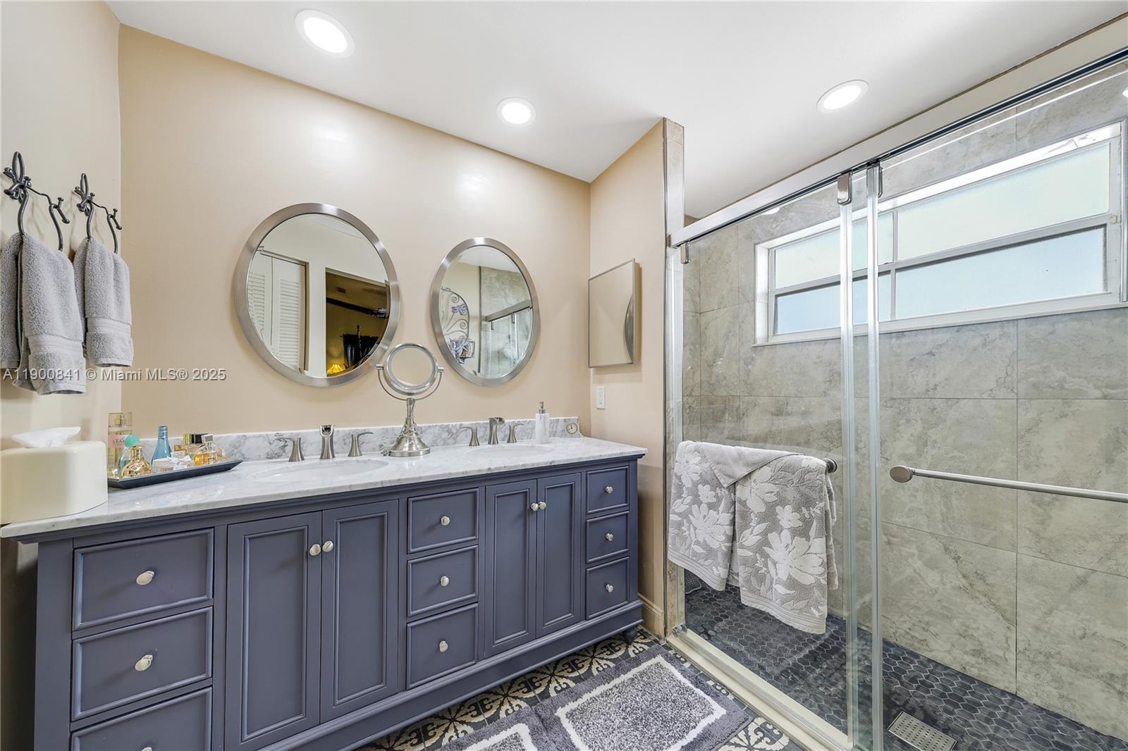 DIMENSIONS NORTH AT CHAPE - Residential